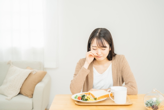 食欲不振と不定愁訴で悩む女性